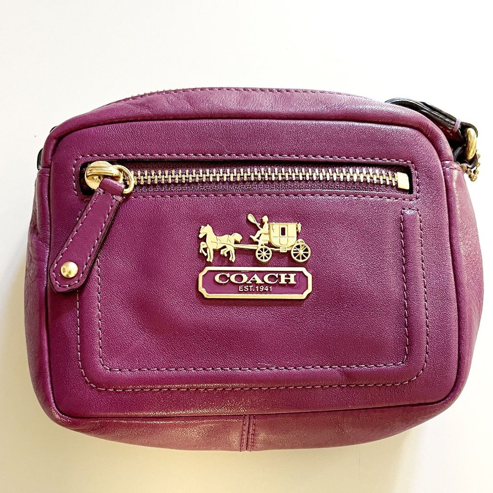 Coach Small Crossbody